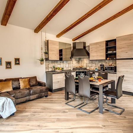 Chez Marie' - Modern Apartment In Countryside Сорренто Екстер'єр фото