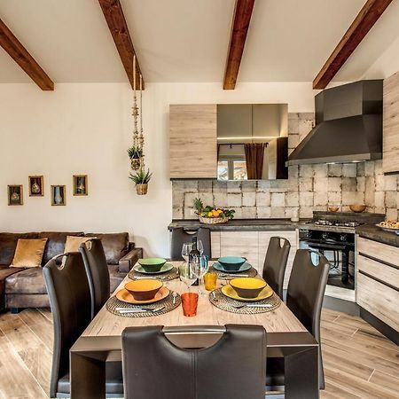 Chez Marie' - Modern Apartment In Countryside Сорренто Екстер'єр фото
