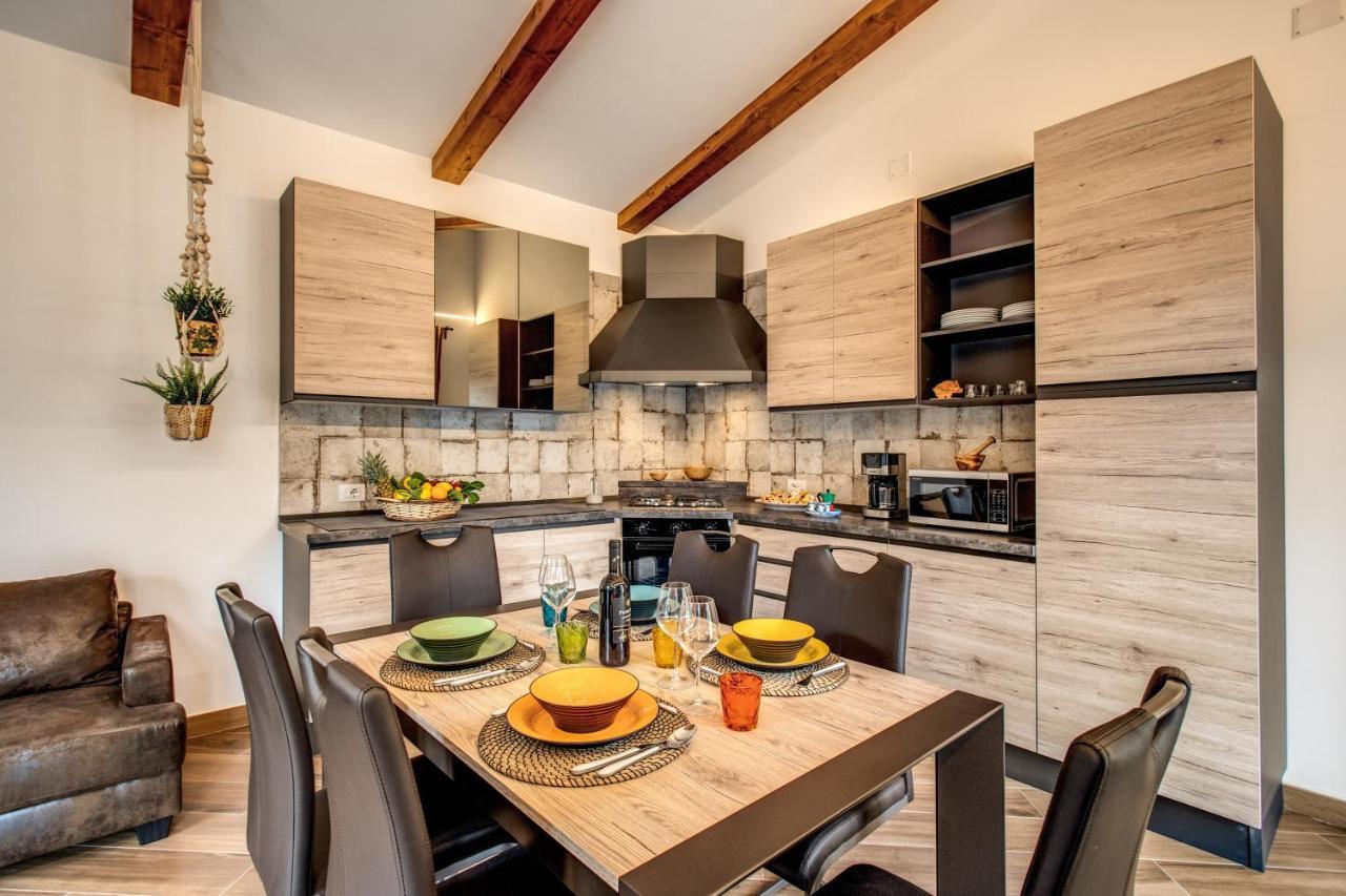 Chez Marie' - Modern Apartment In Countryside Сорренто Екстер'єр фото