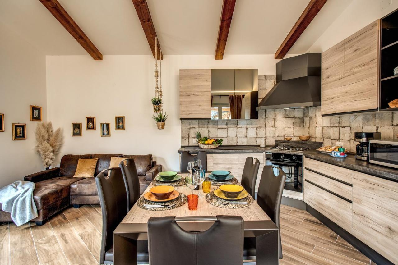 Chez Marie' - Modern Apartment In Countryside Сорренто Екстер'єр фото