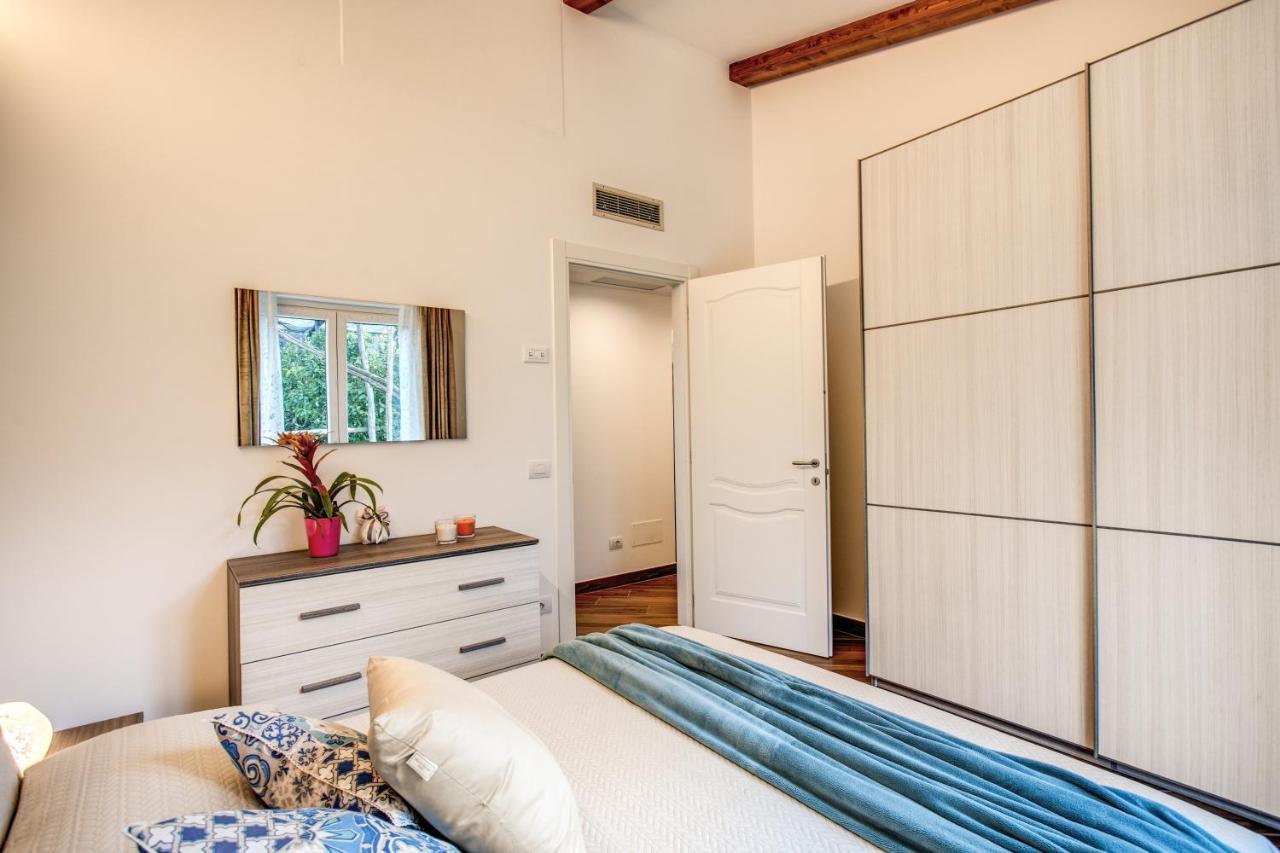 Chez Marie' - Modern Apartment In Countryside Сорренто Екстер'єр фото