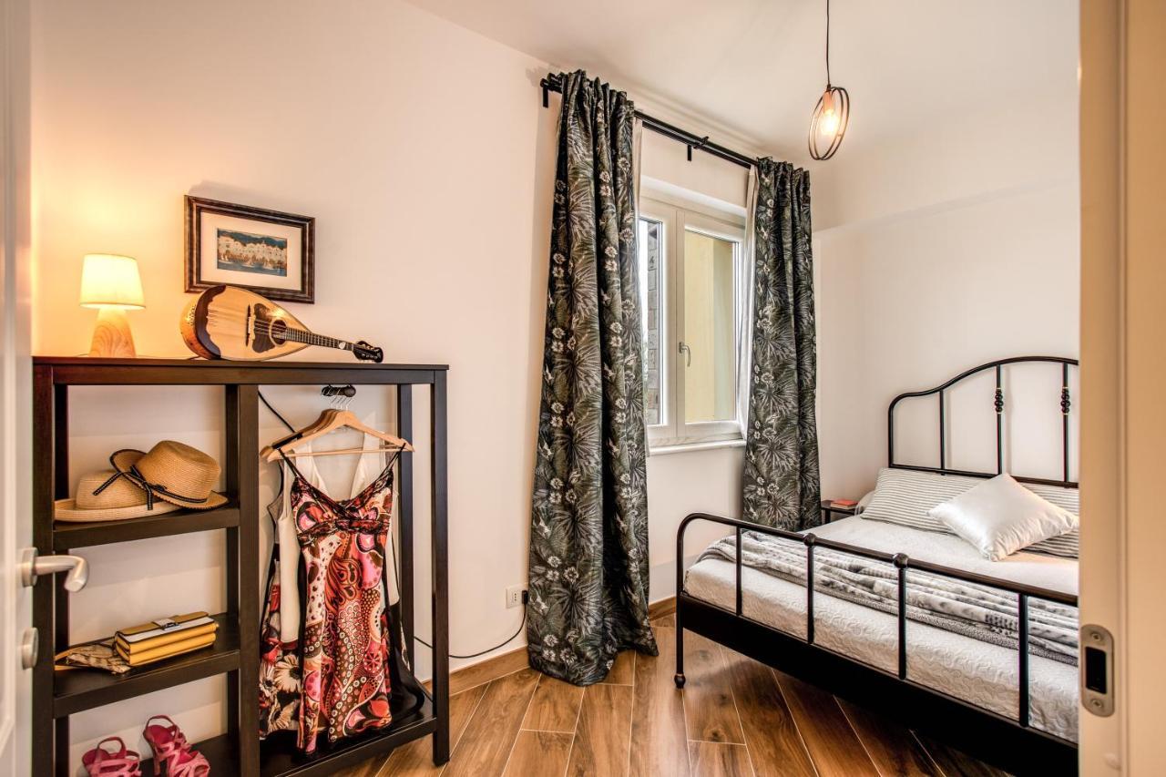 Chez Marie' - Modern Apartment In Countryside Сорренто Екстер'єр фото