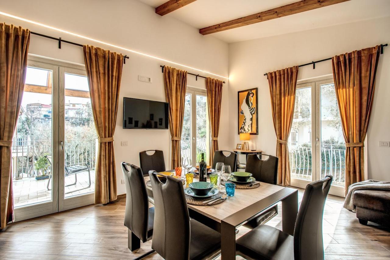 Chez Marie' - Modern Apartment In Countryside Сорренто Екстер'єр фото